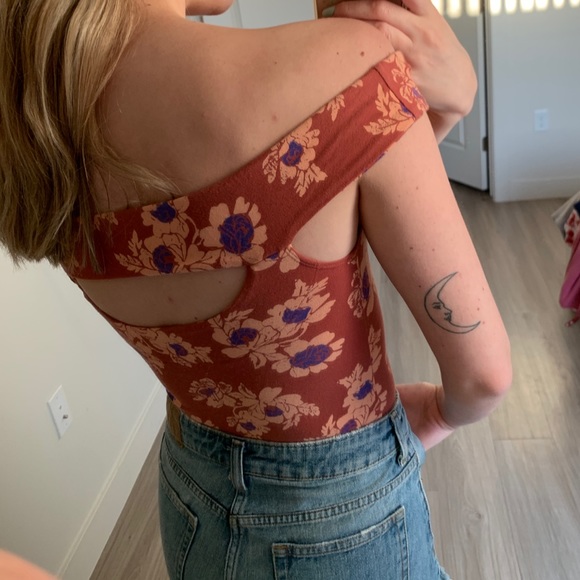 Free people off the shoulder bodysuit - Picture 3 of 5